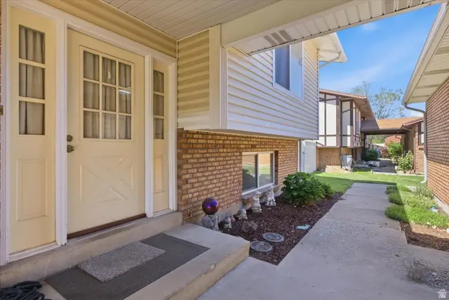 740 E Baker Dr, Midvale, UT 84047 - #2