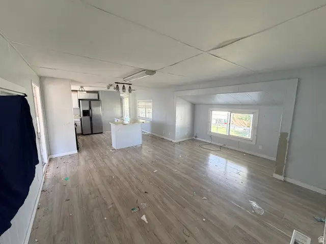 2816 S Snowdon Park Dr, West Valley City, UT 84119 - #2