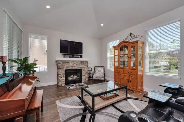 11578 S Harvest Rain Ave, South Jordan, UT 84009 - #3