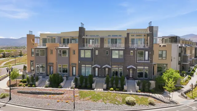 4491 W Daybreak Rim Way S, South Jordan, UT 84009 - #2