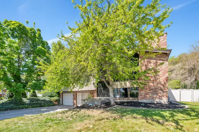5324 S Robinwood Cir, Taylorsville, UT 84129 - #1