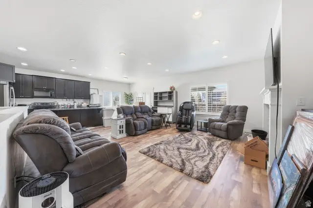 853 N Sheridan Dr, Spanish Fork, UT 84660 - #2