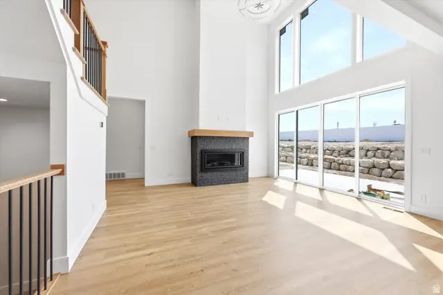 353 N Barlow Ct, Saratoga Springs, UT 84045 - #2