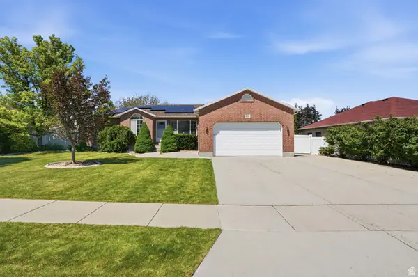 4684 W Sunny Meadow Dr S, South Jordan, UT 84095