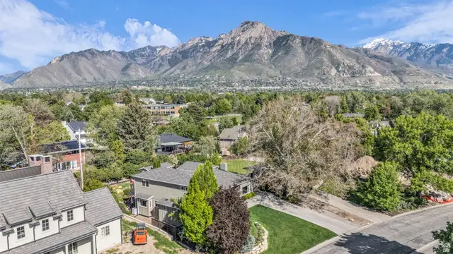 4179 S Holloway Dr, Holladay, UT 84124 - #3