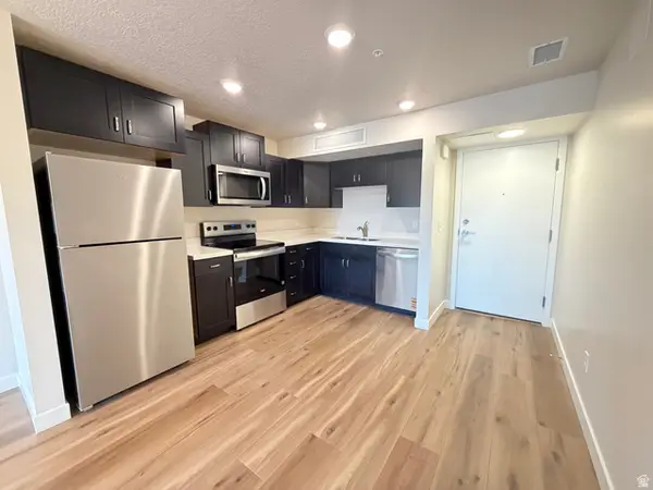 1032 E 400 S #405B, Salt Lake City, UT 84102