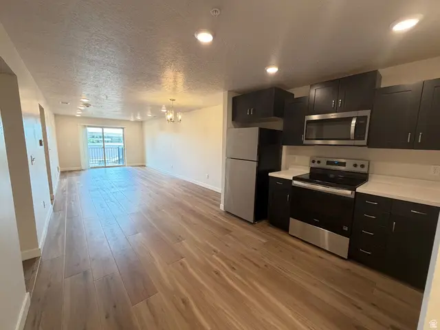 1032 E 400 S #405B, Salt Lake City, UT 84102 - #2