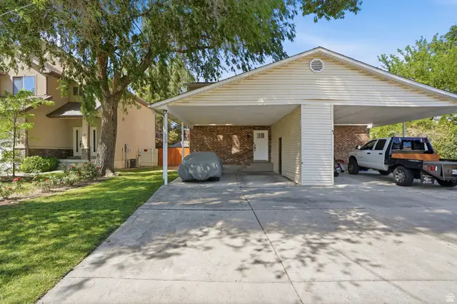 1269 E College St, Millcreek, UT 84117 - #2