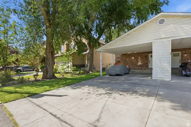 1269 E College St, Millcreek, UT 84117 - #3