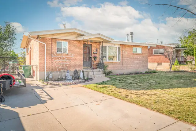 417 Marilyn Dr, Clearfield, UT 84015 - #2