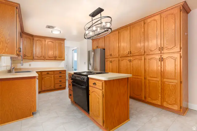 1104 E 5235 S, Murray, UT 84117 - #2
