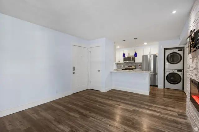 1206 E Waterside Cv S #21, Cottonwood Heights, UT 84047 - #3