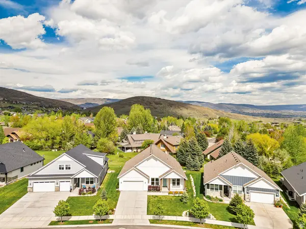 1258 N Canyon View Rd W, Midway, UT 84049