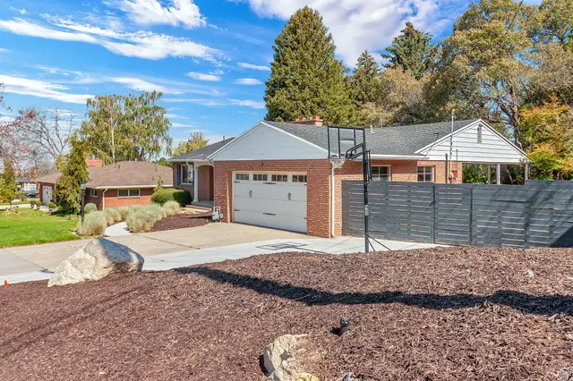 1155 E Lakeview Dr, Bountiful, UT 84010 - #3