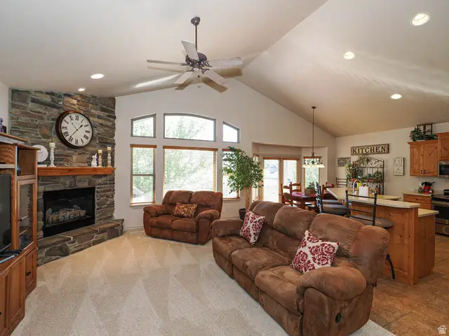 11297 S Via Bonito Dr, South Jordan, UT 84095 - #3