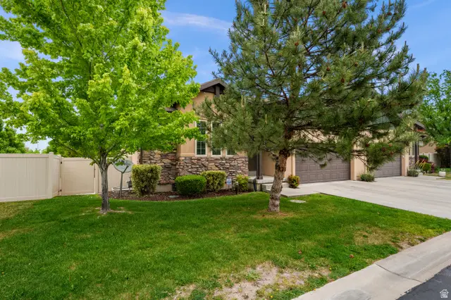 821 E Olivia Ct S, Salt Lake City, UT 84107 - #2