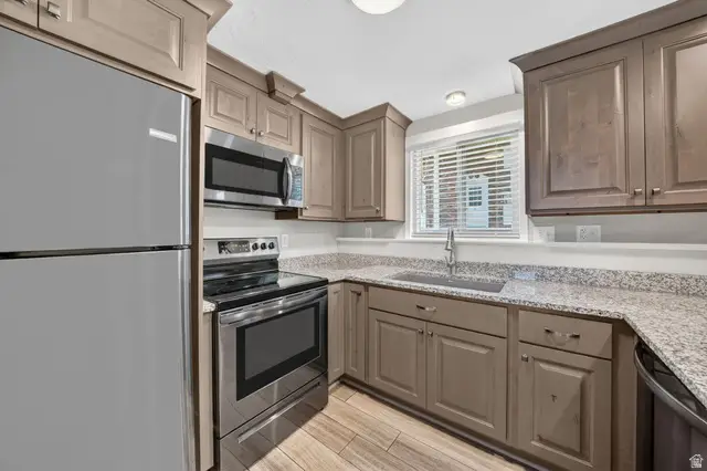 111 Center St #3A, Clearfield, UT 84015 - #1