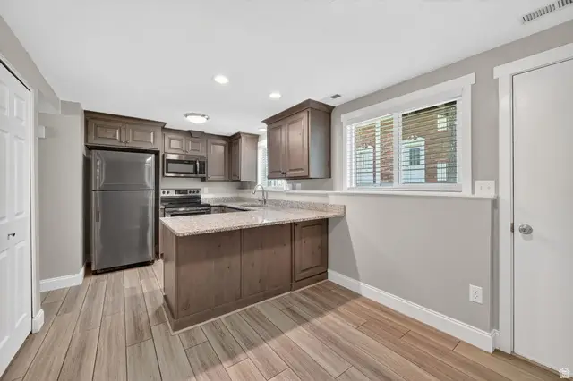 111 Center St #3A, Clearfield, UT 84015 - #2