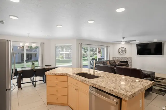 1845 W Canyon View Dr #902, Saint George, UT 84770 - #3