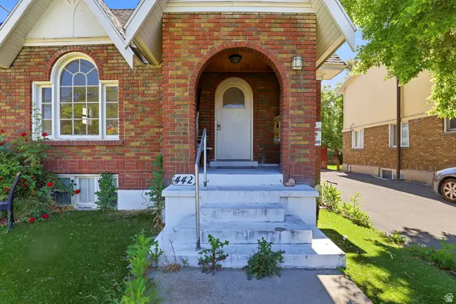 442 N 200 E, Provo, UT 84606 - #2