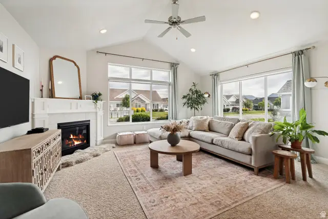 501 E Lone Star #B, Saratoga Springs, UT 84045 - #2