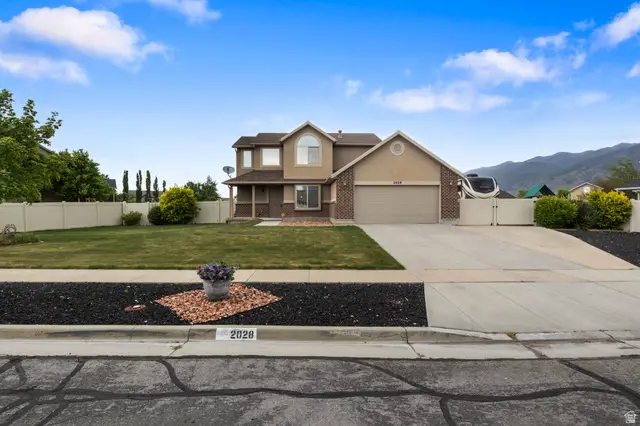 2028 Morningside Dr W, Farmington, UT 84025 - #3
