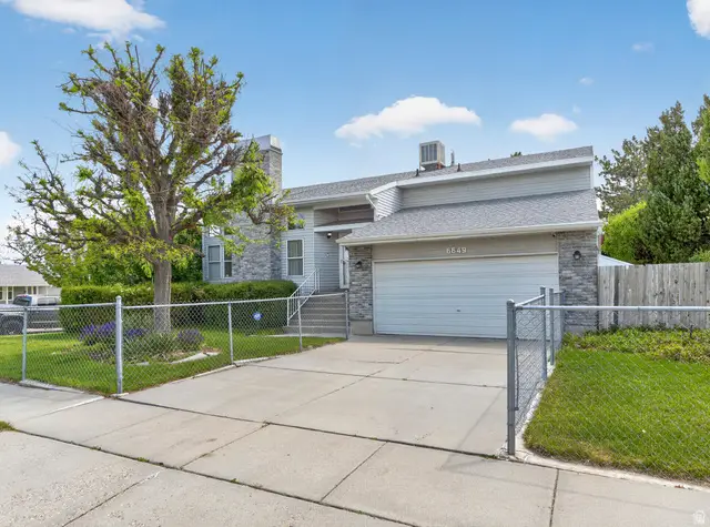 6649 S Verano Cir, West Jordan, UT 84081 - #2