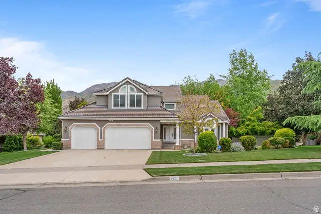 6927 S Vista Grande Dr #37, Cottonwood Heights, UT 84121 - #1