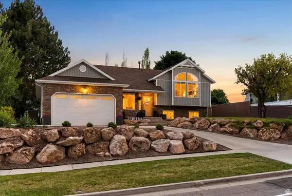 3865 River Valley Dr, Riverdale, UT 84405