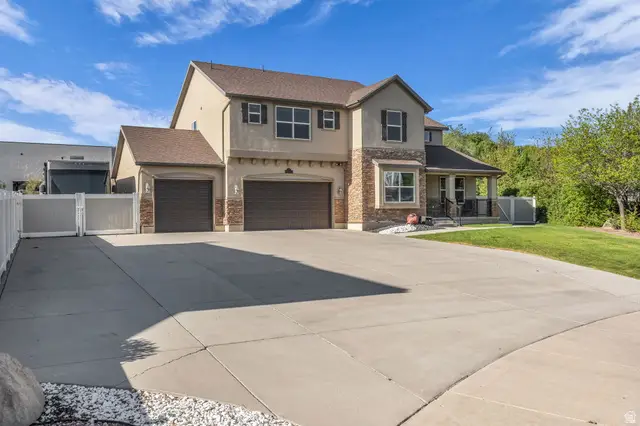 10498 S Brooklyn View Lane Cir W, South Jordan, UT 84095 - #3
