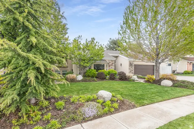 10183 S Hickory Point Dr, Sandy, UT 84092 - #2