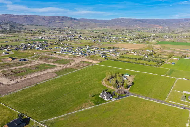 1910 S Creedkside Ct E, Heber City, UT 84032 - #2