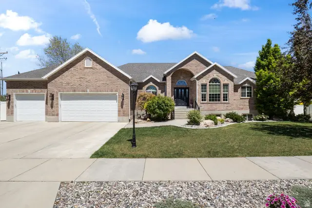 313 E Golden Pheasant Dr S, Draper, UT 84020 - #1