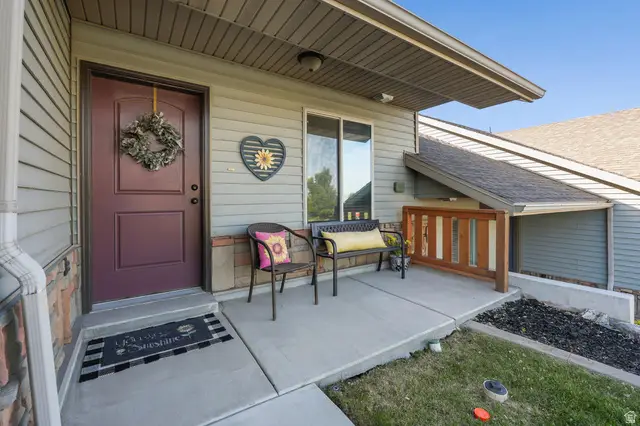 667 S Appaloosa Cir, Willard, UT 84340 - #3