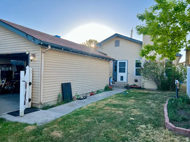 3038 S Arthurs Ct W, West Valley City, UT 84120 - #1