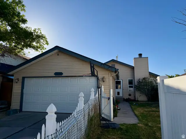 3038 S Arthurs Ct W, West Valley City, UT 84120 - #2