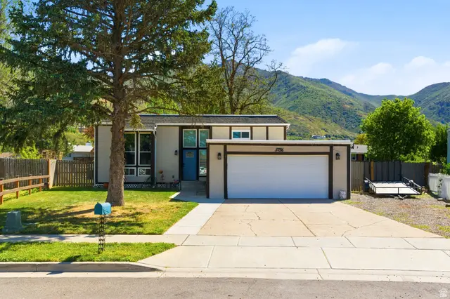 5756 S Willowood Ln E, South Ogden, UT 84403 - #1