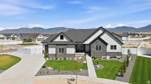 661 S Todd Ct, Grantsville, UT 84029 - #3
