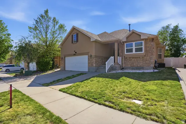 8022 S Big Sycamore Dr, West Jordan, UT 84081 - #2