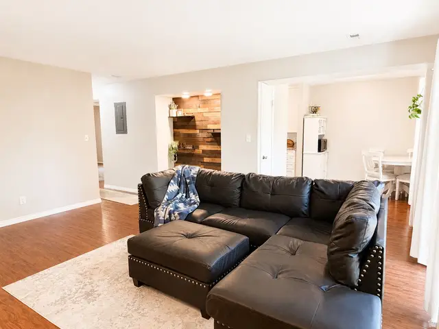 5565 S Willow #E, Murray, UT 84107 - #1
