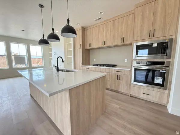 6964 W Hidden Hills Way #321, West Jordan, UT 84081