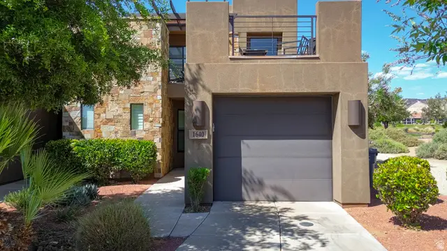 1640 W Caledonia Dunes Cir, Saint George, UT 84770 - #2