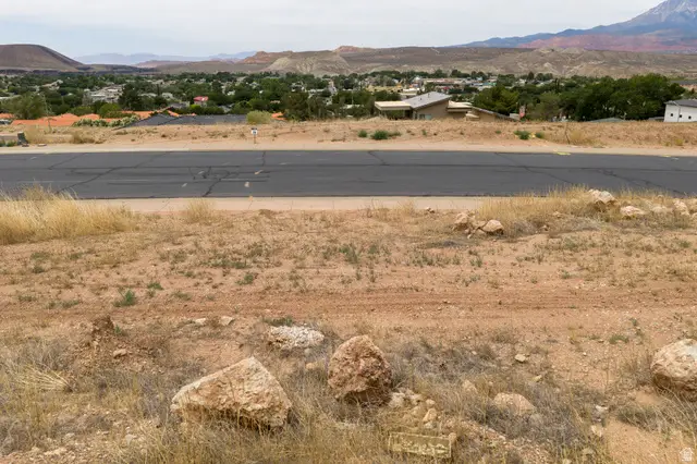 360 N 250 E #16, La Verkin, UT 84745 - #2