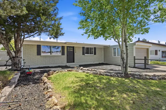 1448 N Reid Dr, Layton, UT 84041 - #1