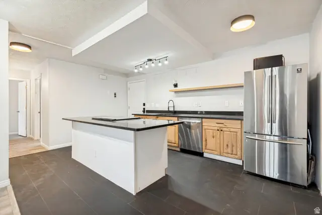 87 W 300 N #206, Salt Lake City, UT 84103 - #2