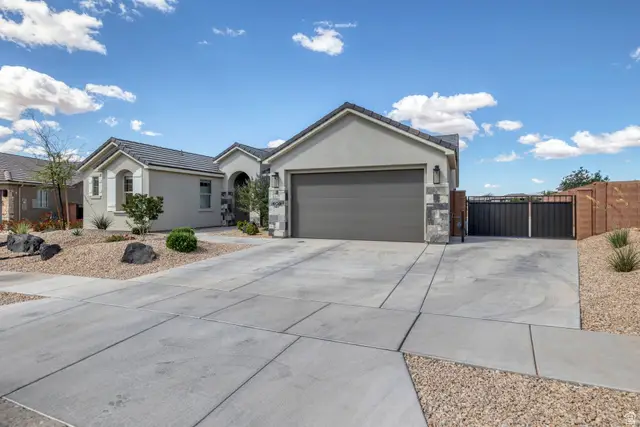 409 N Sage Grouse Dr, Washington, UT 84780 - #3