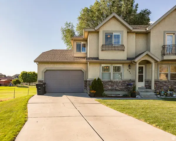 551 E Walnut Glen Dr, Springville, UT 84663
