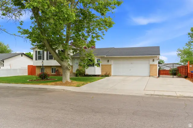 4336 W Volta Ave, West Valley City, UT 84120 - #2