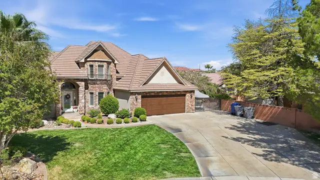 834 N Dusk Cir W, Saint George, UT 84770 - #2
