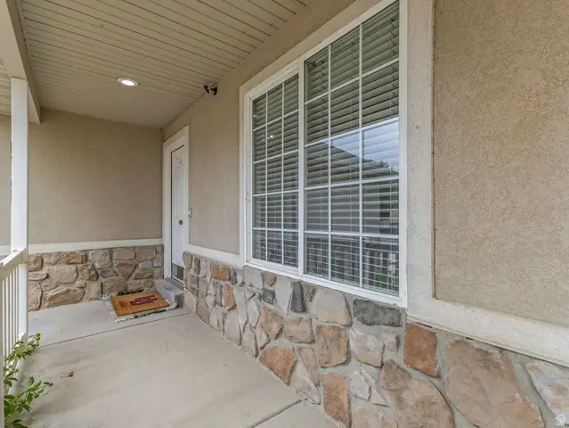 10764 S Pine Grove Way W, South Jordan, UT 84009 - #3